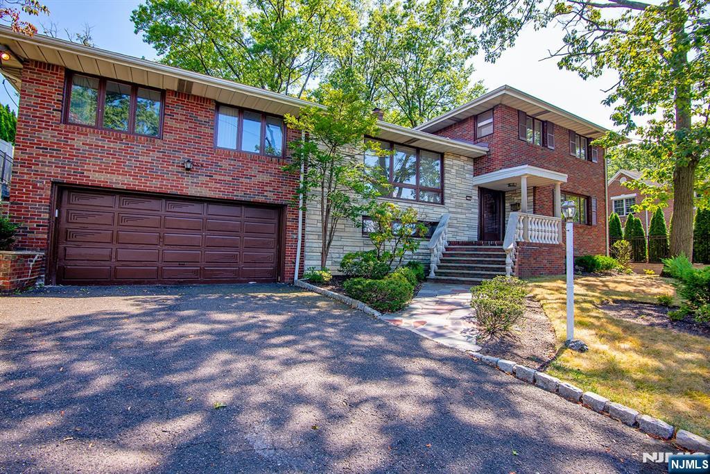 379 Mauro Road,Englewood Cliffs, NJ 07632