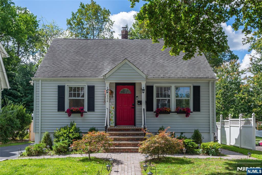 104 Ravine Avenue,West Caldwell, NJ 07006