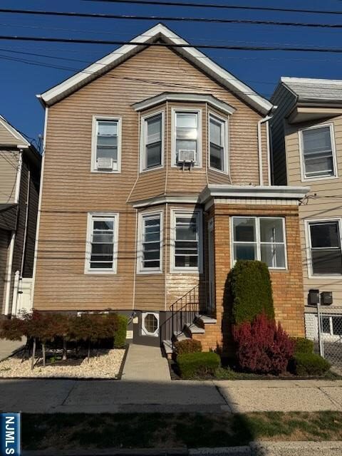 249 Maple Street,Kearny, NJ 07032