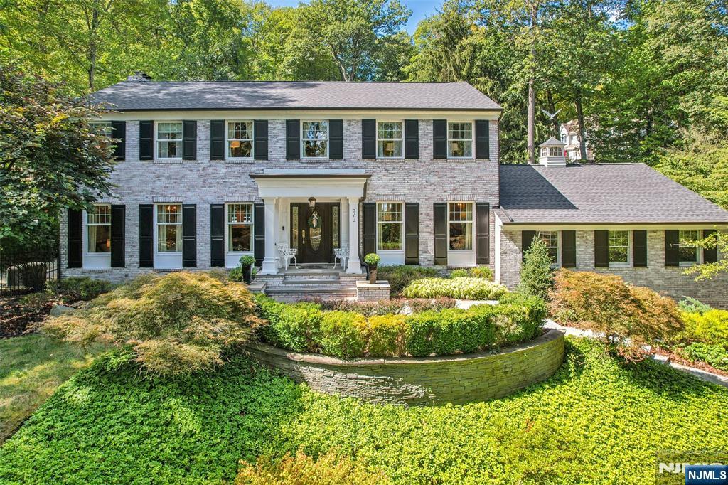 679 Cheyenne Drive,Franklin Lakes, NJ 07417