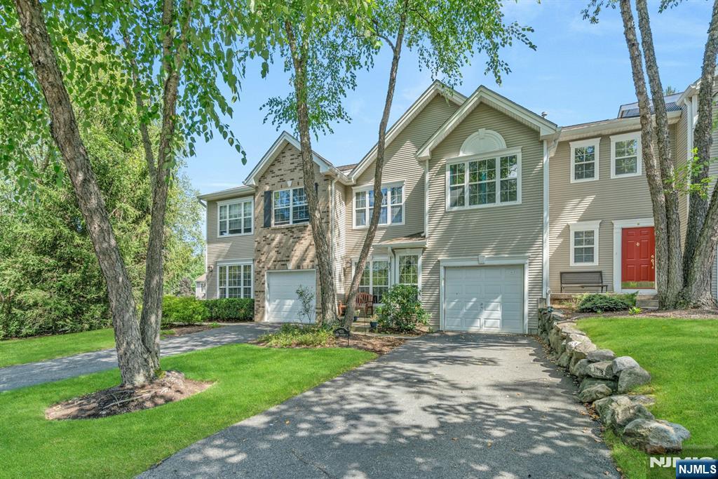 435 Green Mountain Road,Mahwah, NJ 07430
