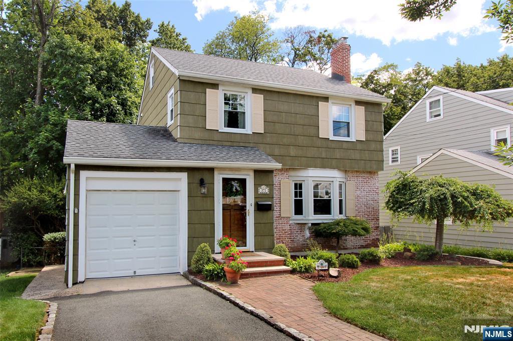 371 Essex Avenue,Bloomfield, NJ 07003