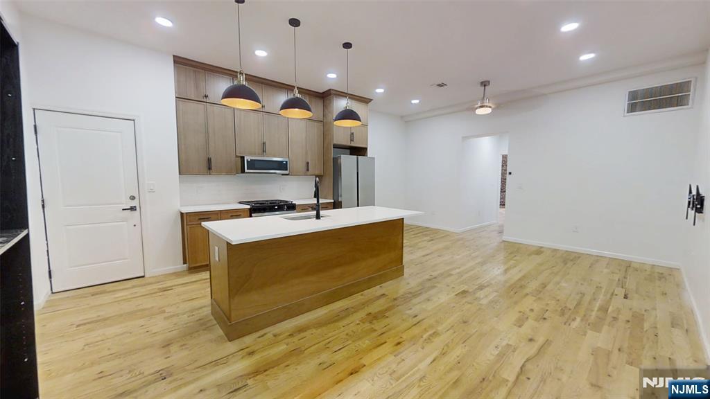 155 Midland Avenue,Kearny, NJ 07032