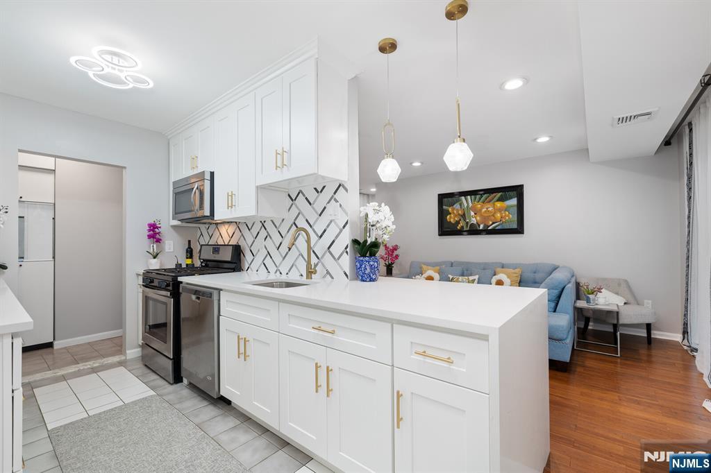 458 River Road,Nutley, NJ 07110