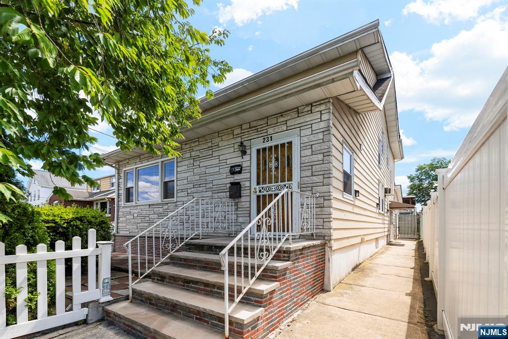 229 Brighton Avenue,Belleville, NJ 07109