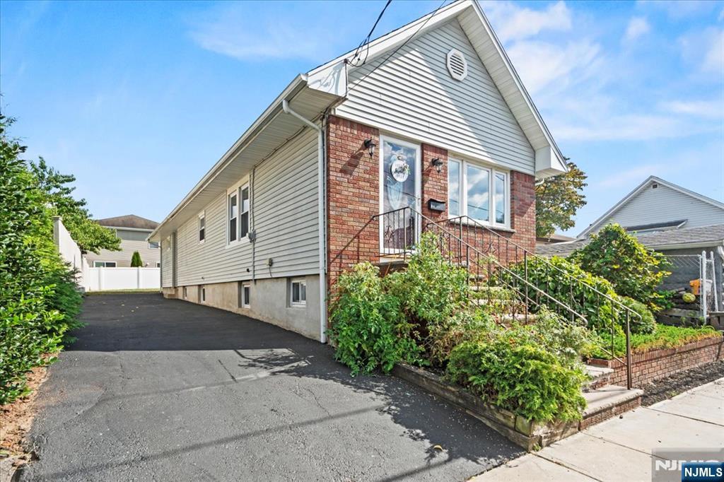 446 Alder Street,Lyndhurst, NJ 07071