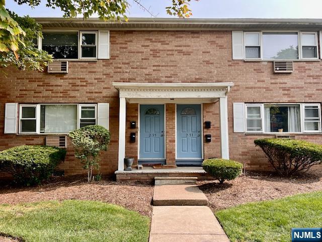 2-35 Virginia Drive,Fair Lawn, NJ 07410