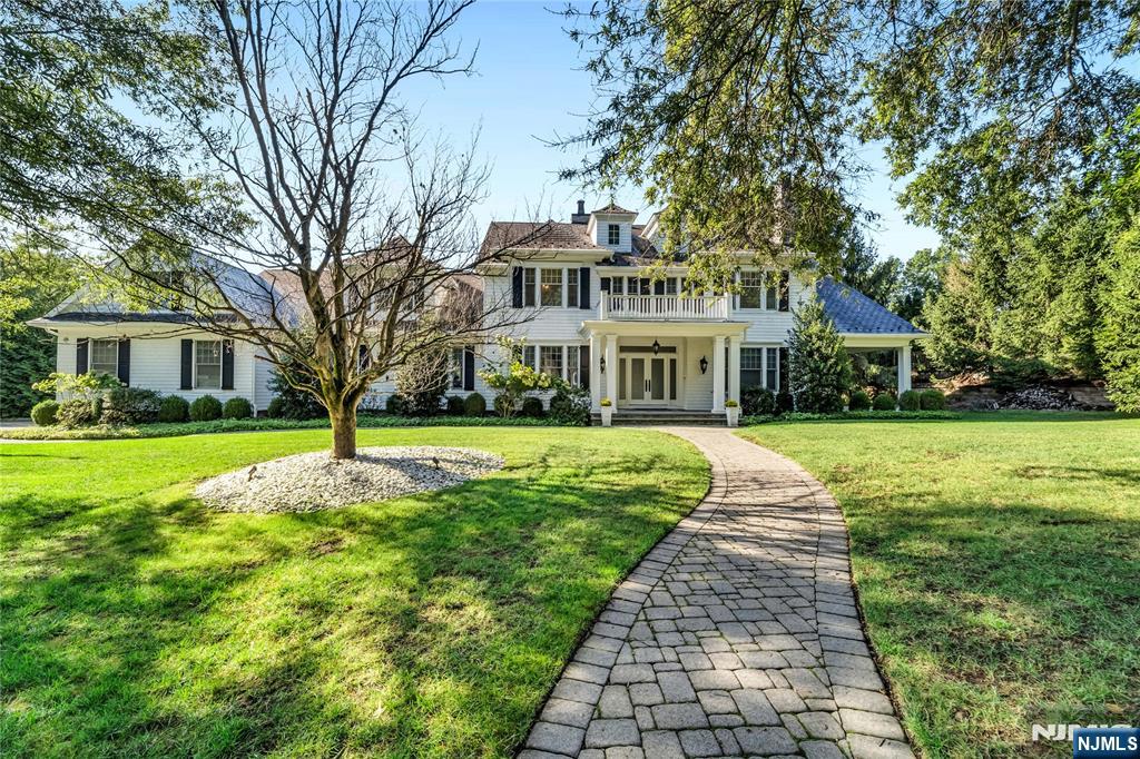 11 Oconners Lane,Old Tappan, NJ 07675