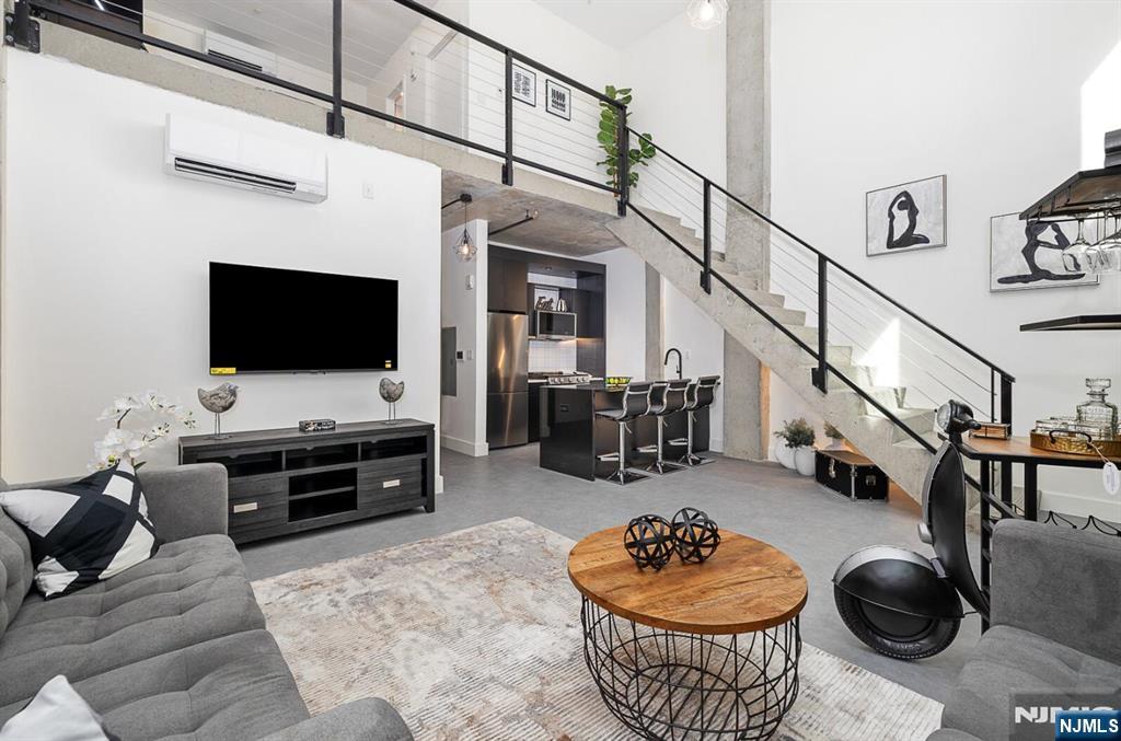 65 McWhorter Street,Newark, NJ 07105