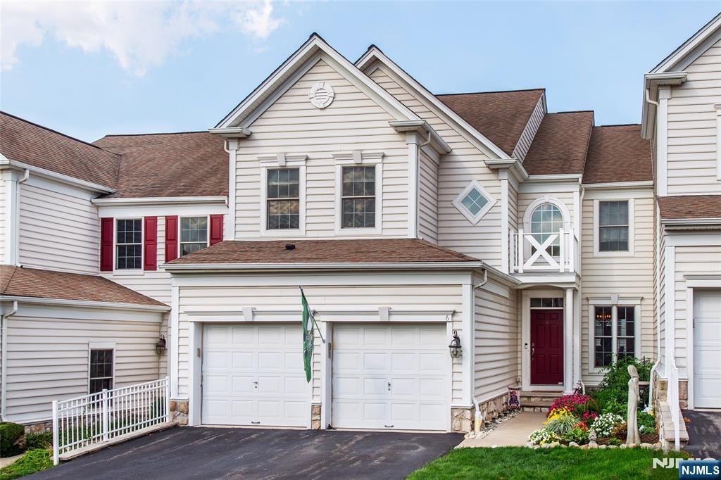 6 Congressional Lane,Totowa, NJ 07512