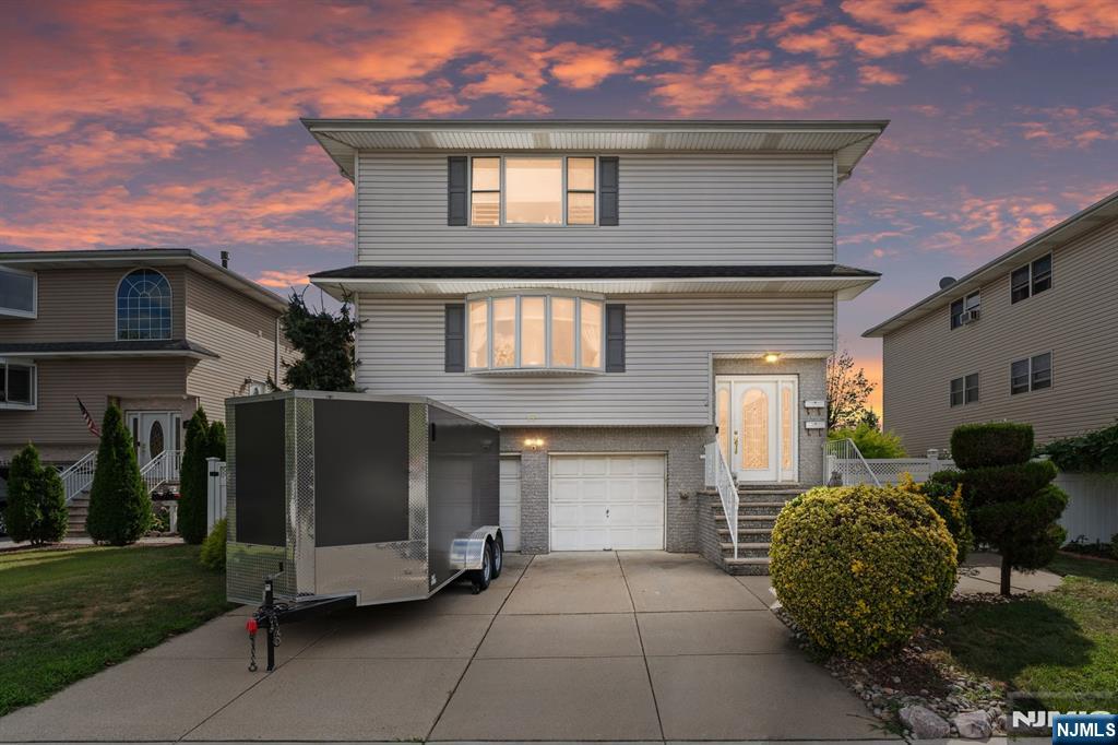 17 Acorn Road,Secaucus, NJ 07094