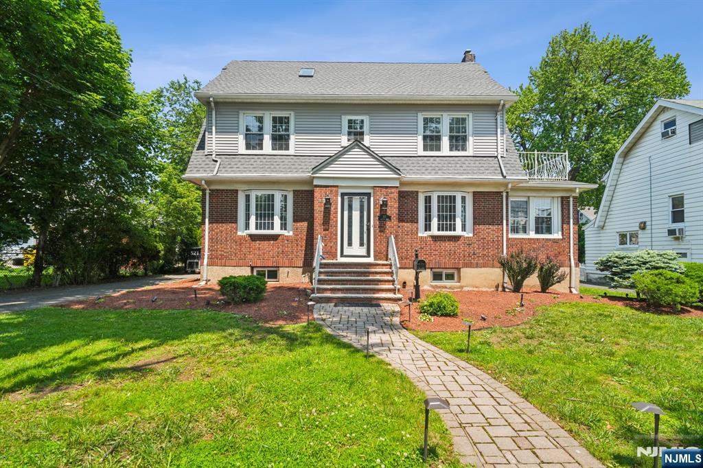 217 Grayson Place,Teaneck, NJ 07666
