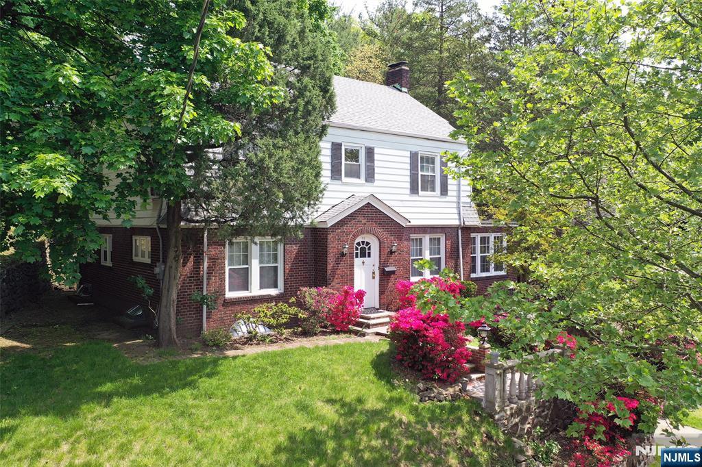 85 Paulin Boulevard,Leonia, NJ 07605