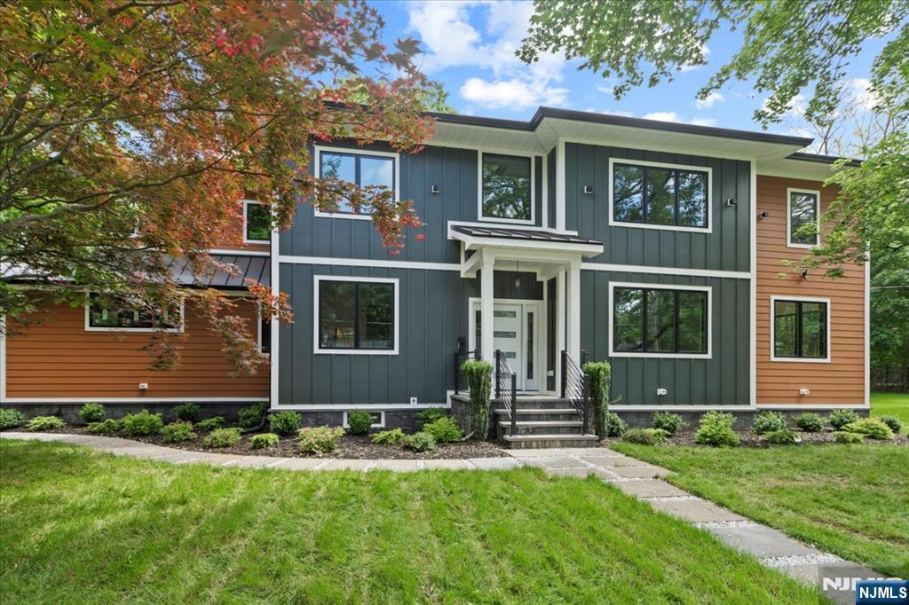 45 Riverview Terrace,Mahwah, NJ 07430