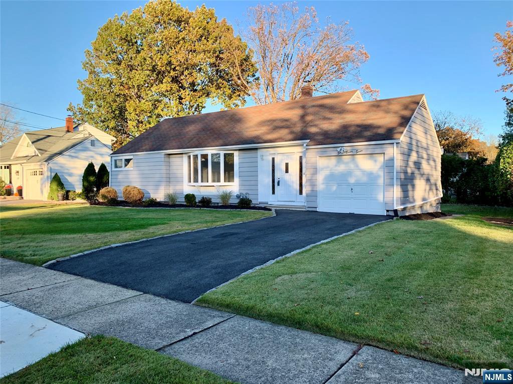 627 McCarthy Drive,New Milford, NJ 07646