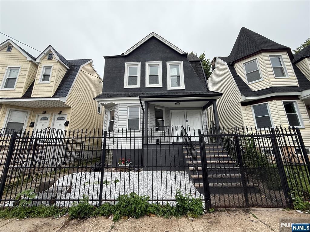 1 9th Avenue,East Orange, NJ 07018