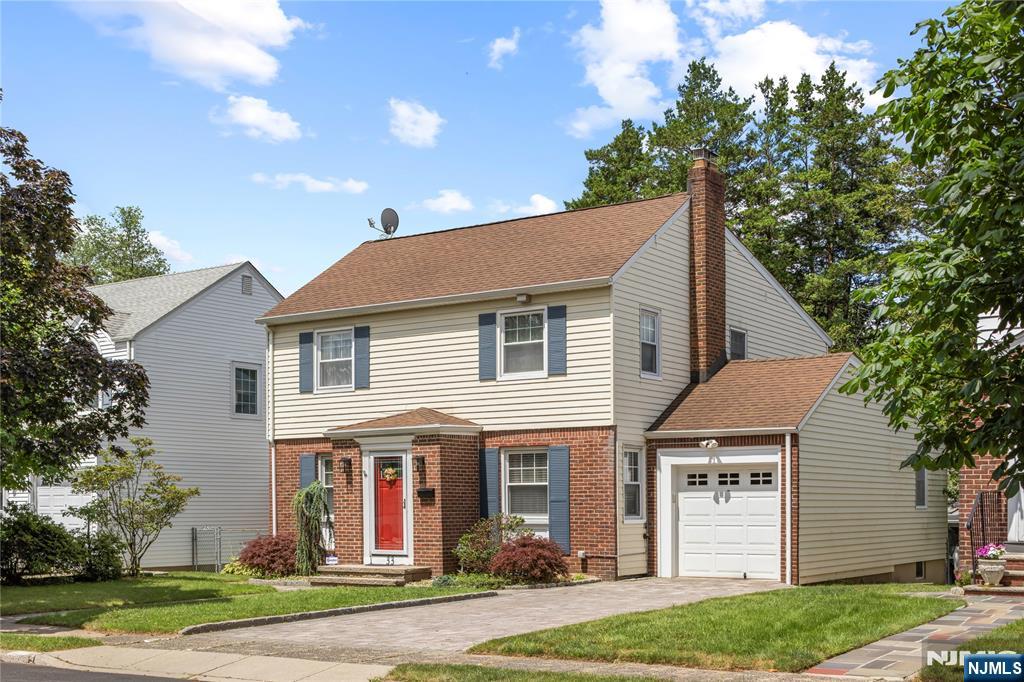 33 Mapes Avenue,Nutley, NJ 07110