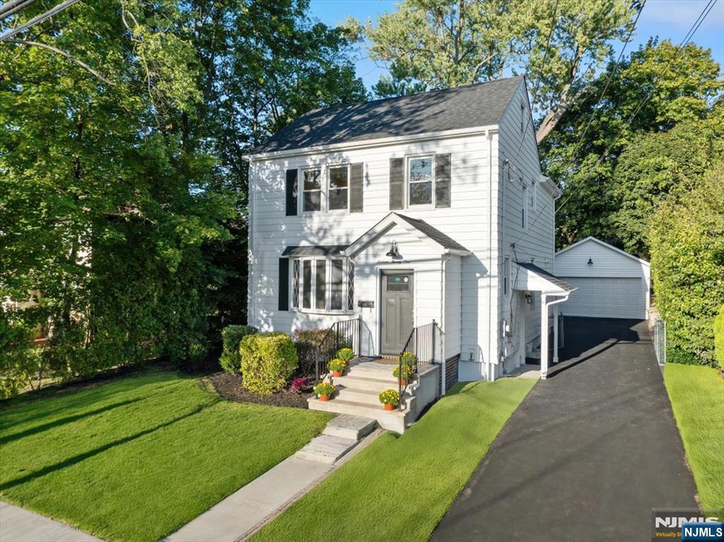16-21 11th Street,Fair Lawn, NJ 07410