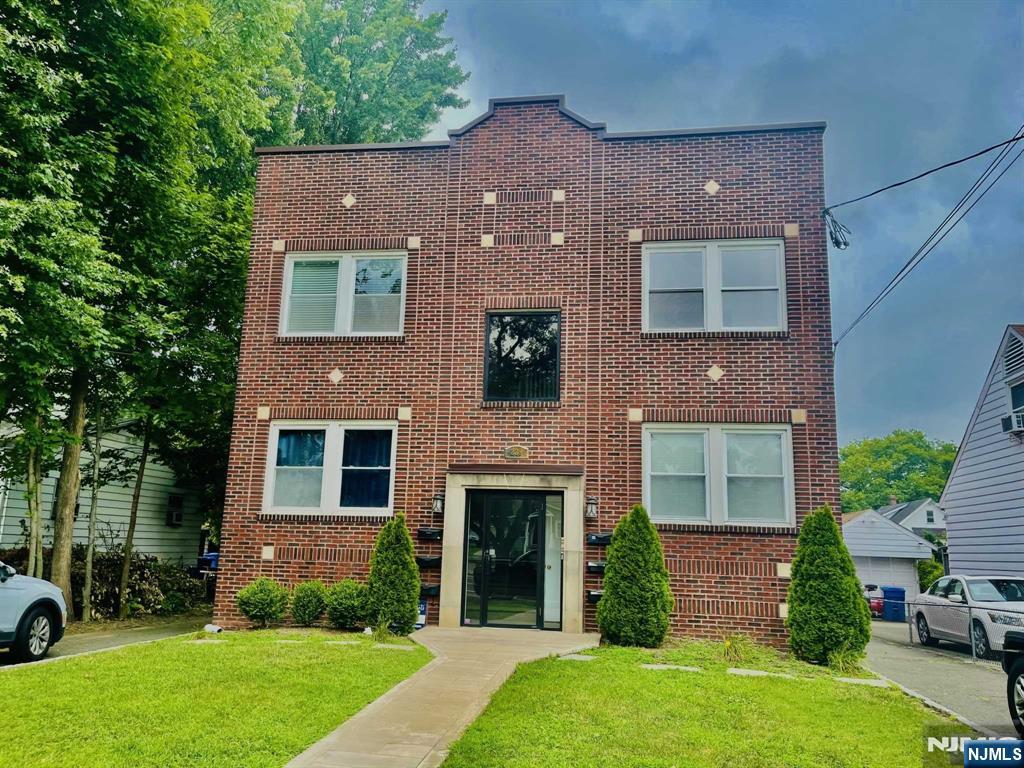 229 Orient Way,Rutherford, NJ 07070