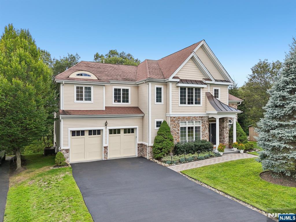 4 Point View,Oakland, NJ 07436