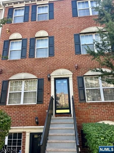 50 Yancy Drive,Newark, NJ 07103