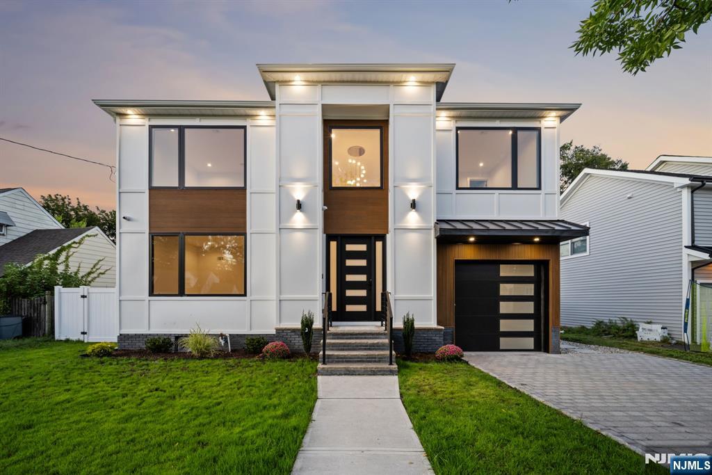 12-25 Eastern Drive,Fair Lawn, NJ 07410