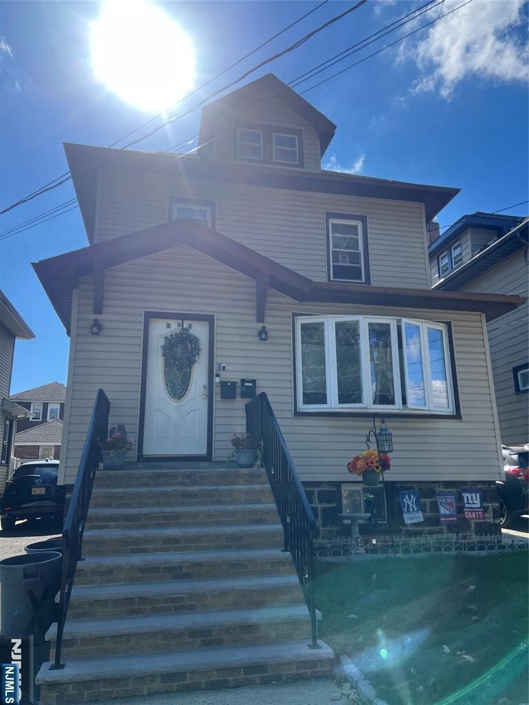 582 Saint Pauls Avenue,Cliffside Park, NJ 07010