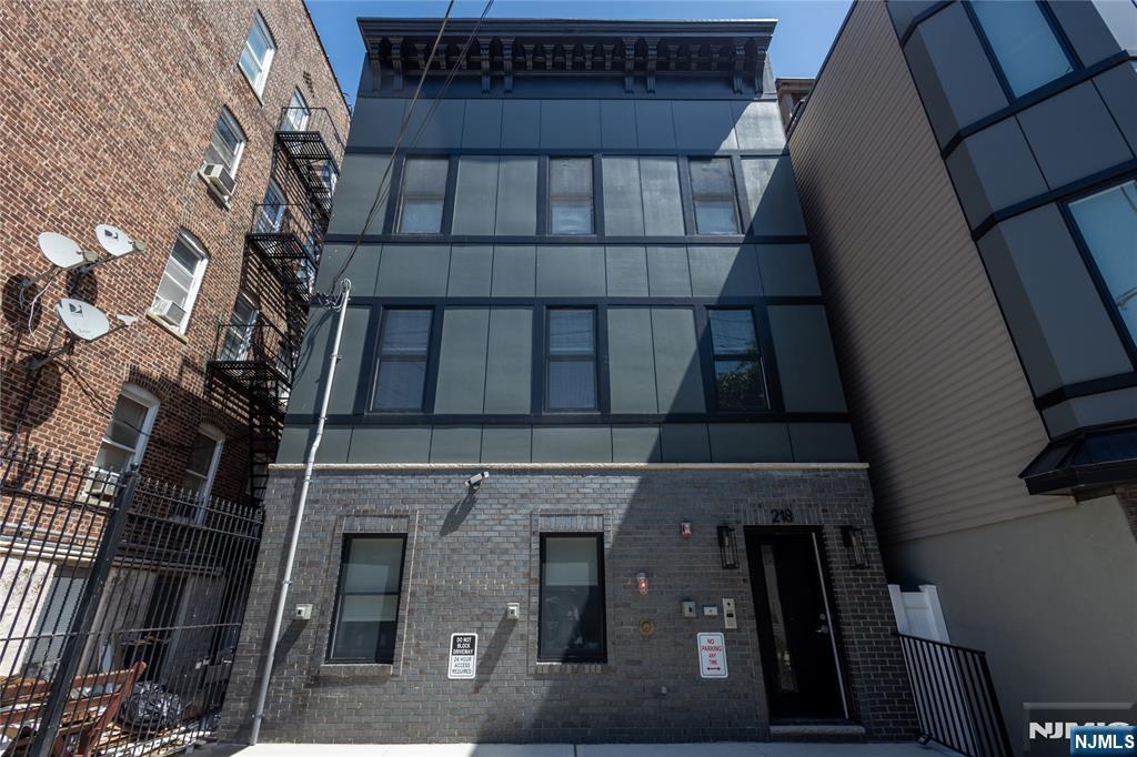 218 Hancock Avenue,Jersey City, NJ 07307