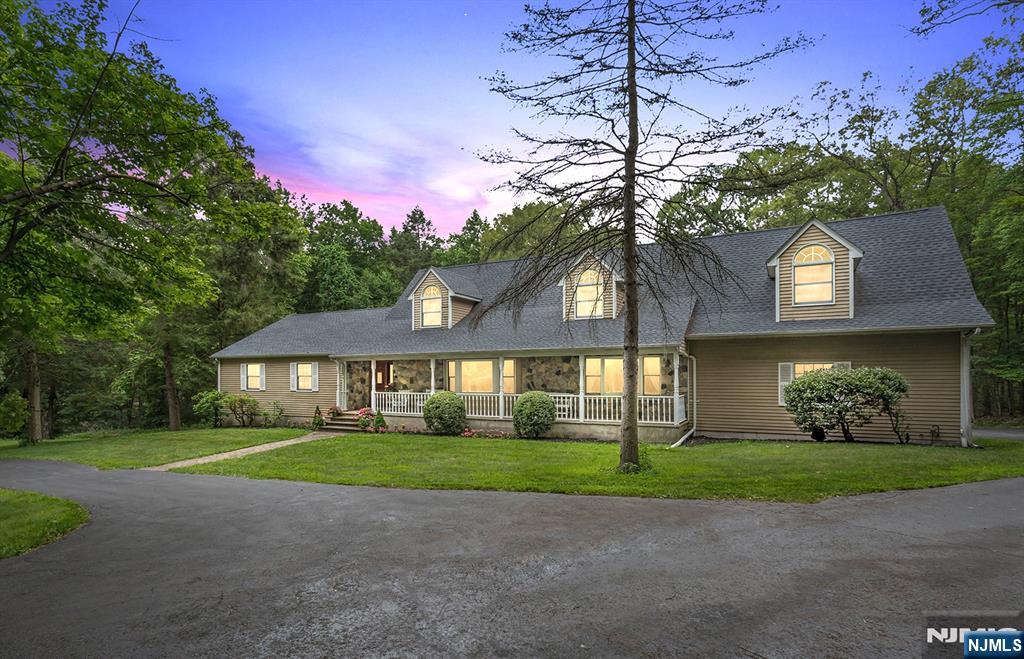 103 Burnt Meadow ,Ringwood, NJ 07456