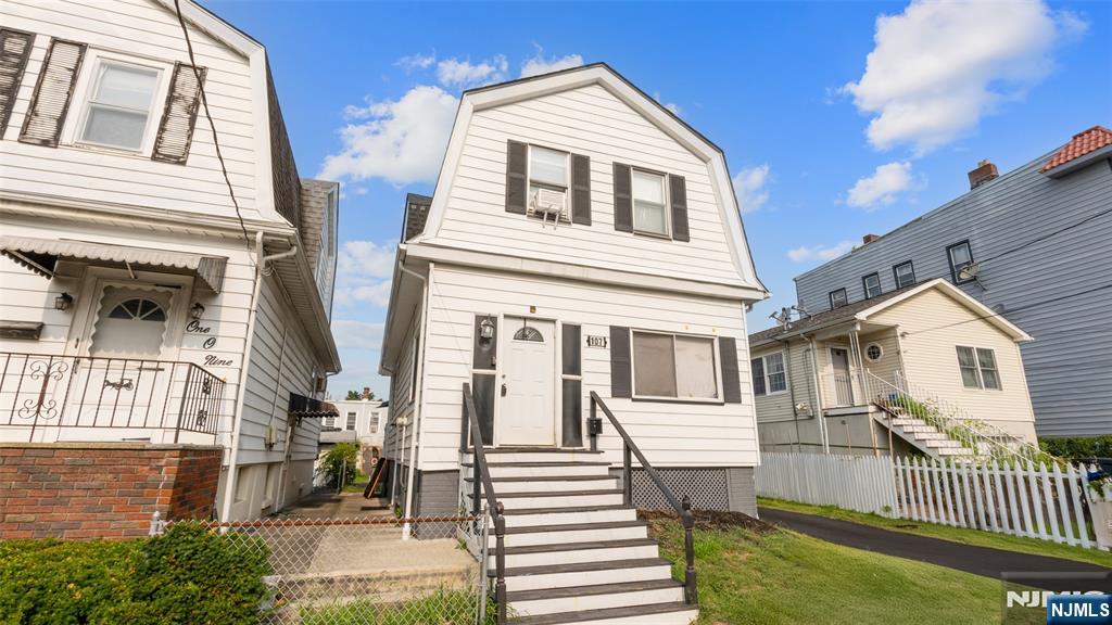 107 High Street,West Orange, NJ 07052