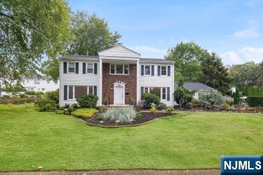 506 Salem Street,Paramus, NJ 07652
