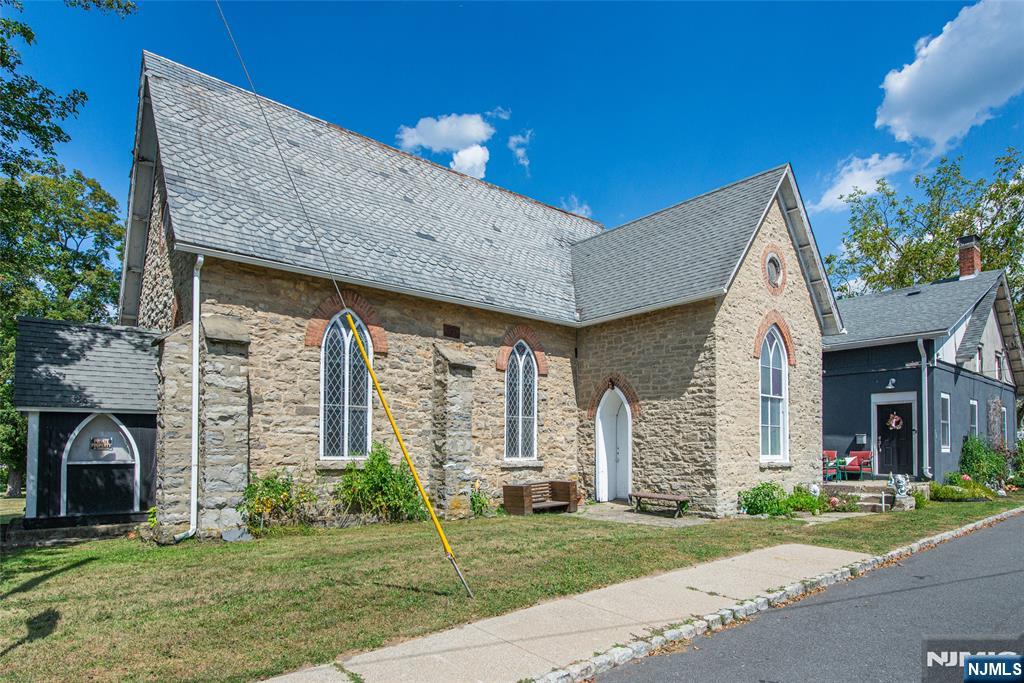 12 State Rt 23 ,Hamburg, NJ 07419