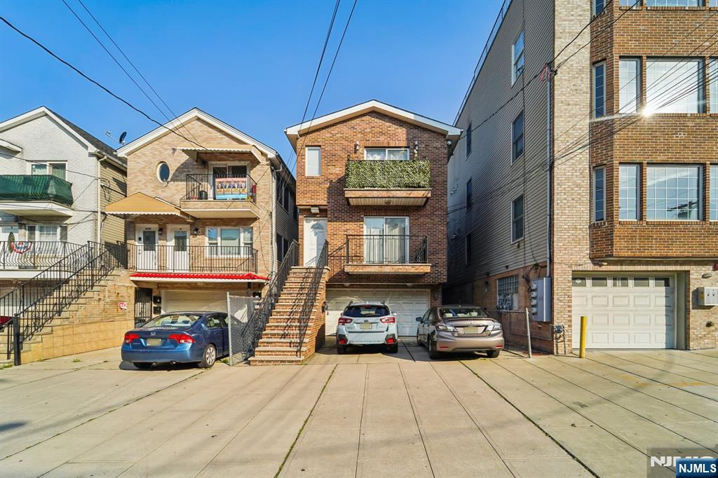 4711 Broadway Avenue,Union City, NJ 07087