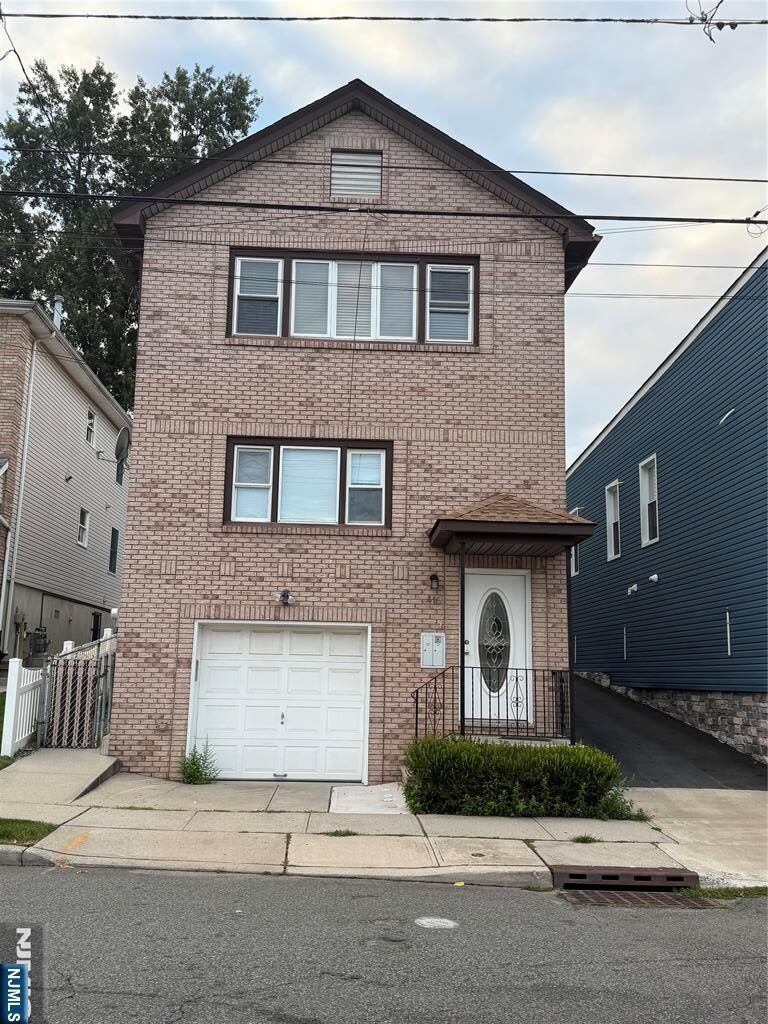 419 Elm Street,Kearny, NJ 07032