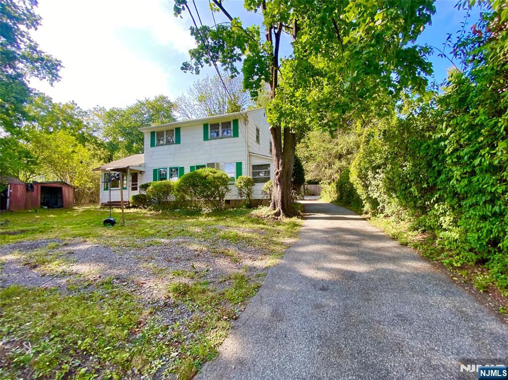 4 Elmwood Place,Wyckoff, NJ 07481