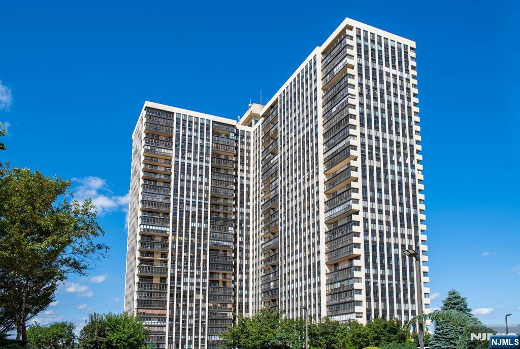 300 Winston ,Cliffside Park, NJ 07010