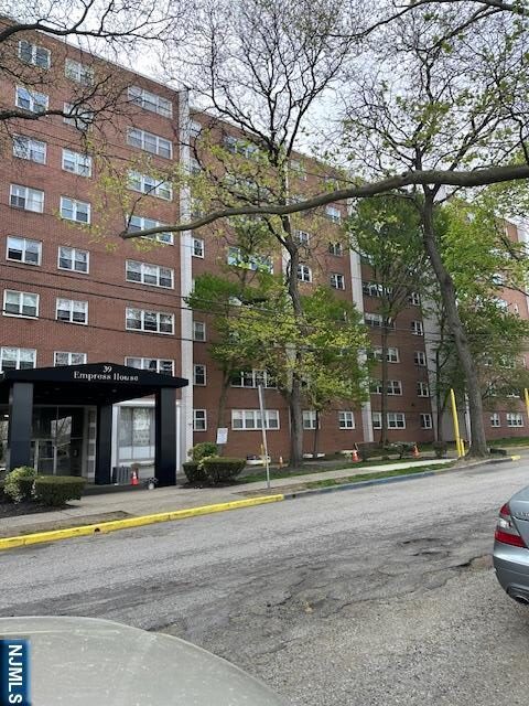 39 39th Street,Paterson, NJ 07514