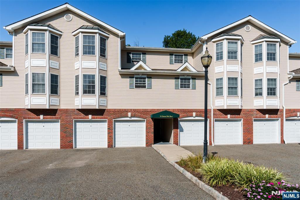 30 Federal Hill Road,Pompton Lakes, NJ 07442