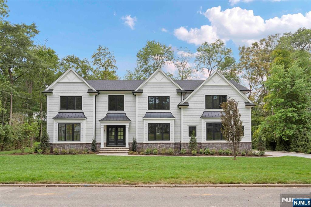 559 Stellman Drive,River Vale, NJ 07675