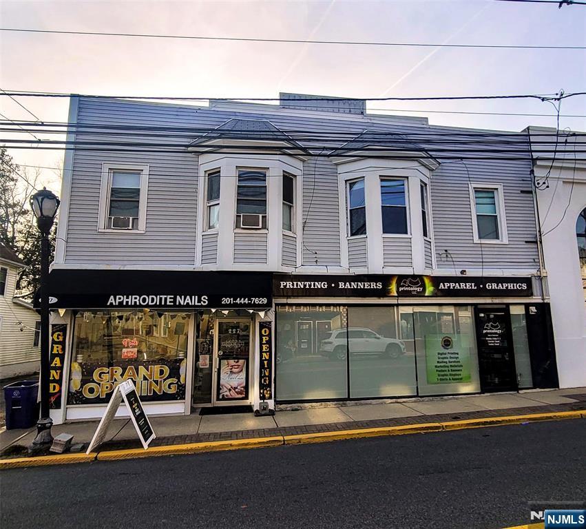 227 Godwin Avenue,Midland Park, NJ 07432