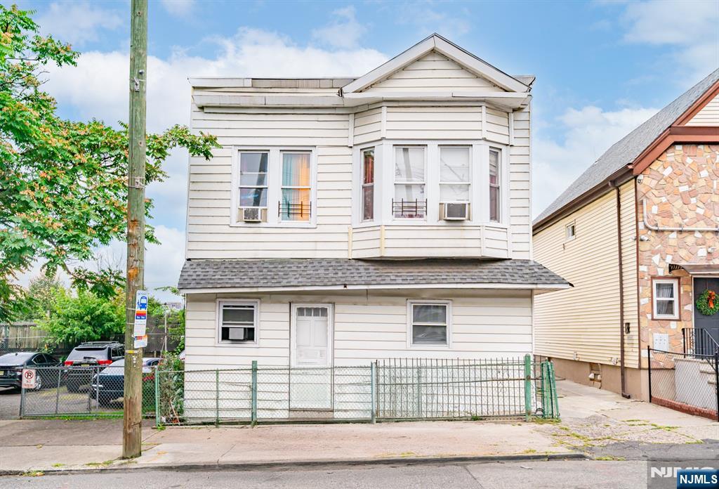 409 River Street,Paterson, NJ 07524