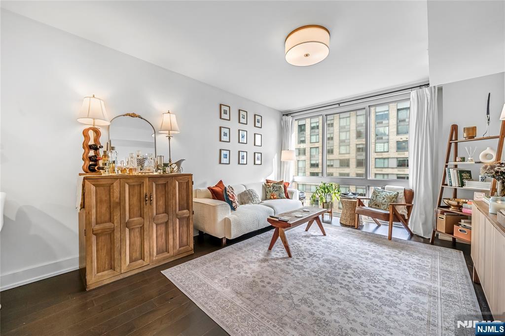 201 Marin Boulevard,Jersey City, NJ 07302