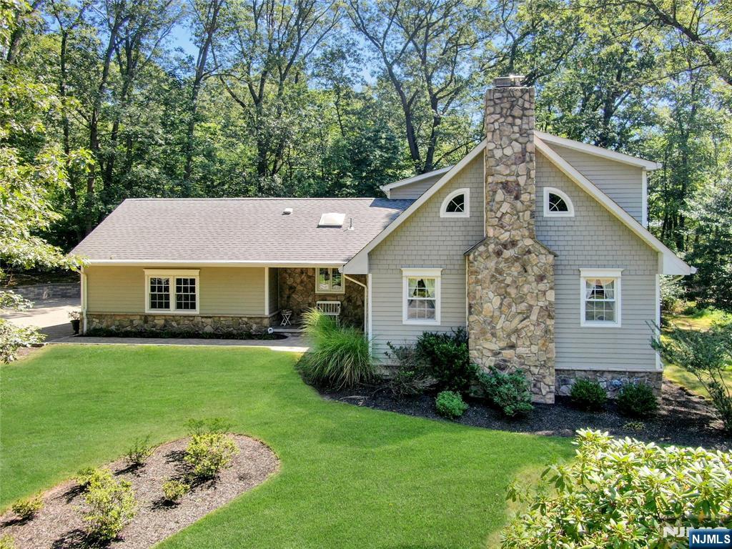 66 Rose Avenue,Woodcliff Lake, NJ 07677