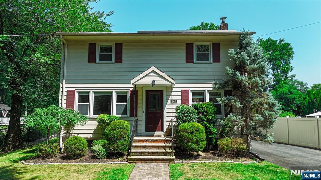 246 Horseneck Road,Fairfield, NJ 07004