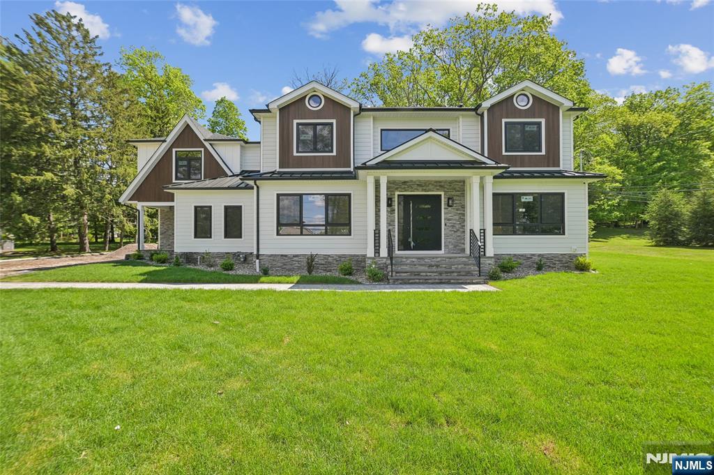 5 Foxcroft Drive,Livingston, NJ 07039