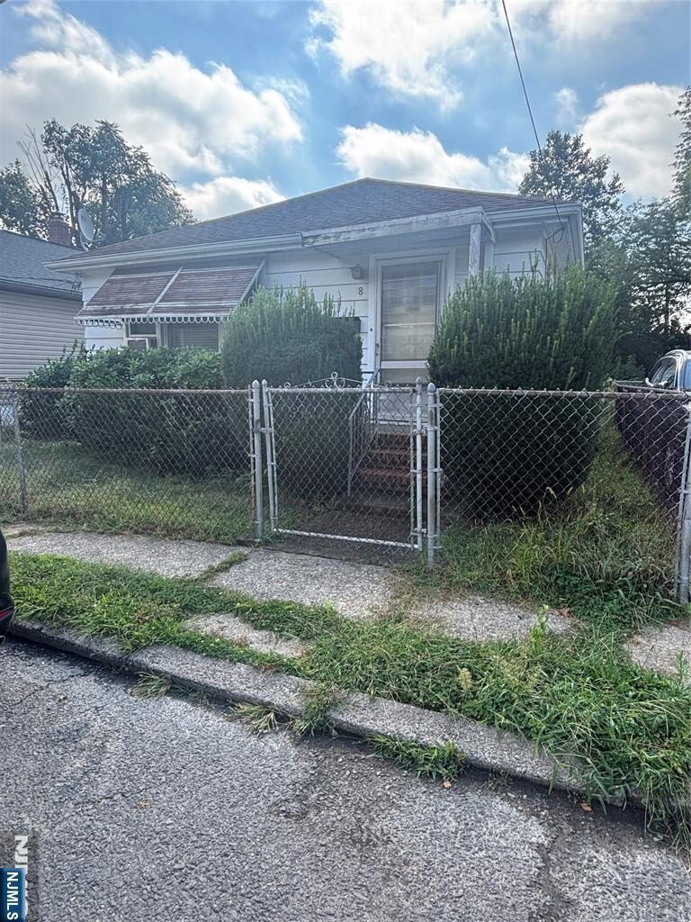 8 Albert Place,Jersey City, NJ 07305