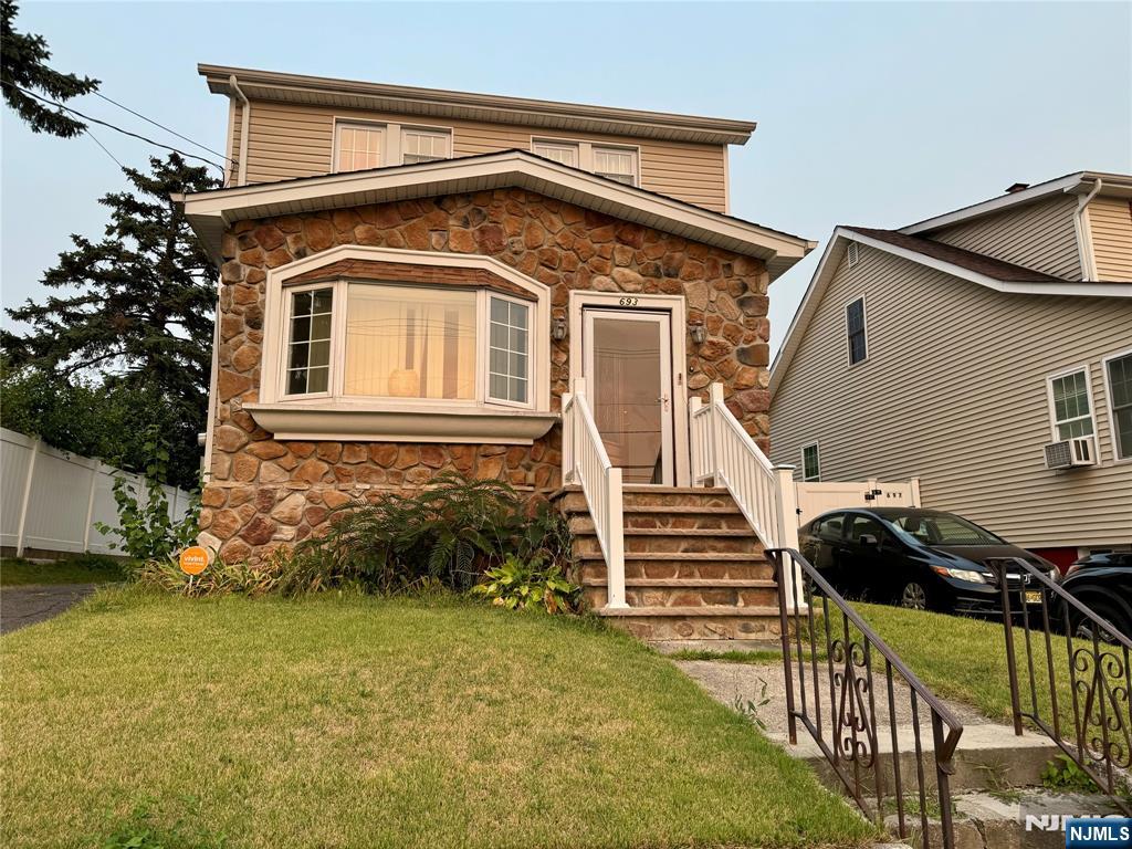 693 31st Street,Paterson, NJ 07513