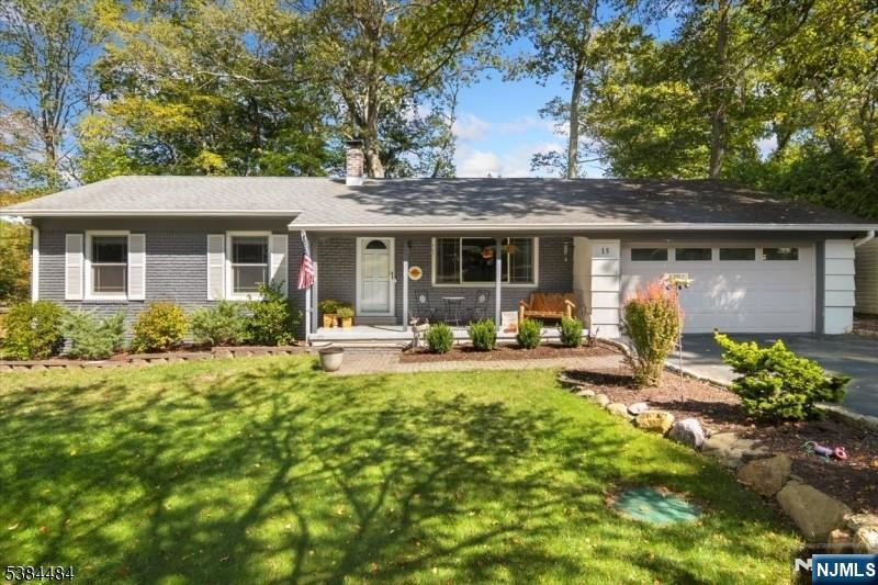 15 Upper High Crest Drive,West Milford, NJ 07480