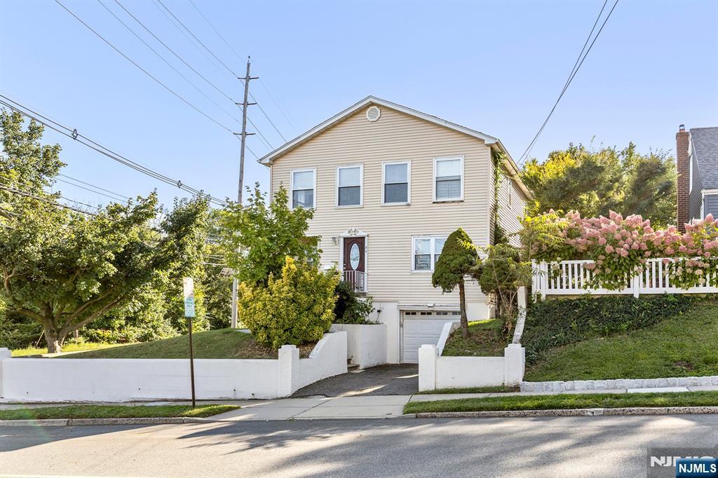 86 Nevins Street,Rutherford, NJ 07070