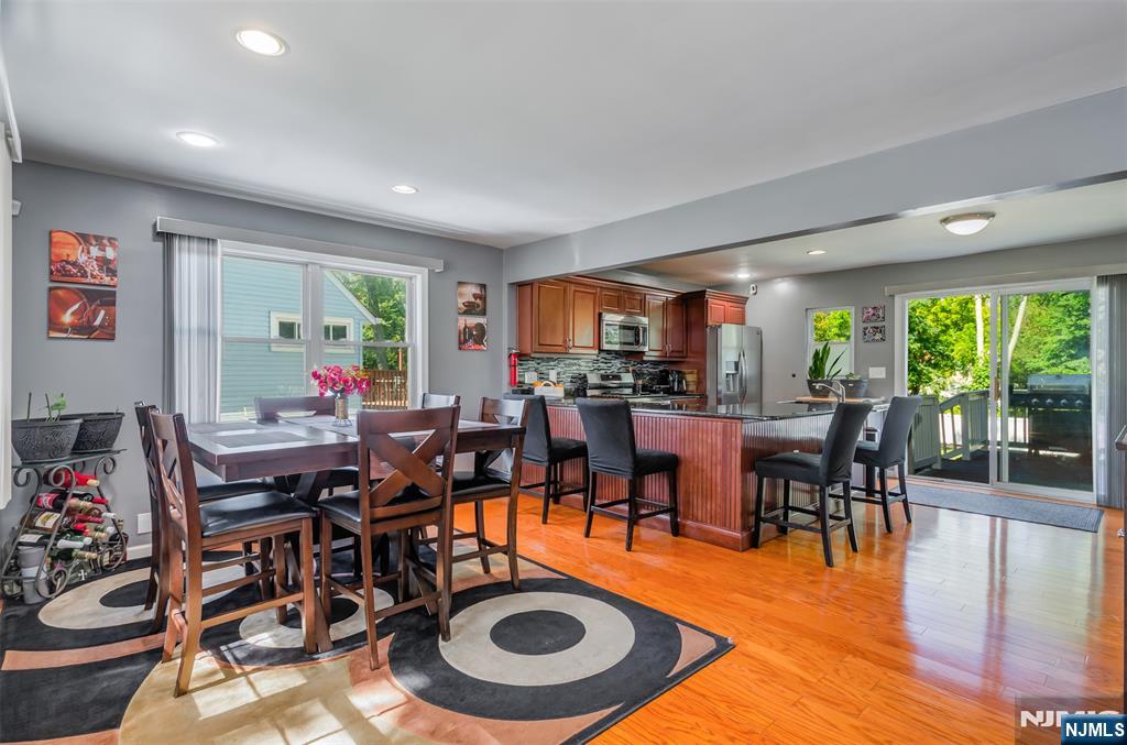 37 Independence Drive,Roselle, NJ 07203